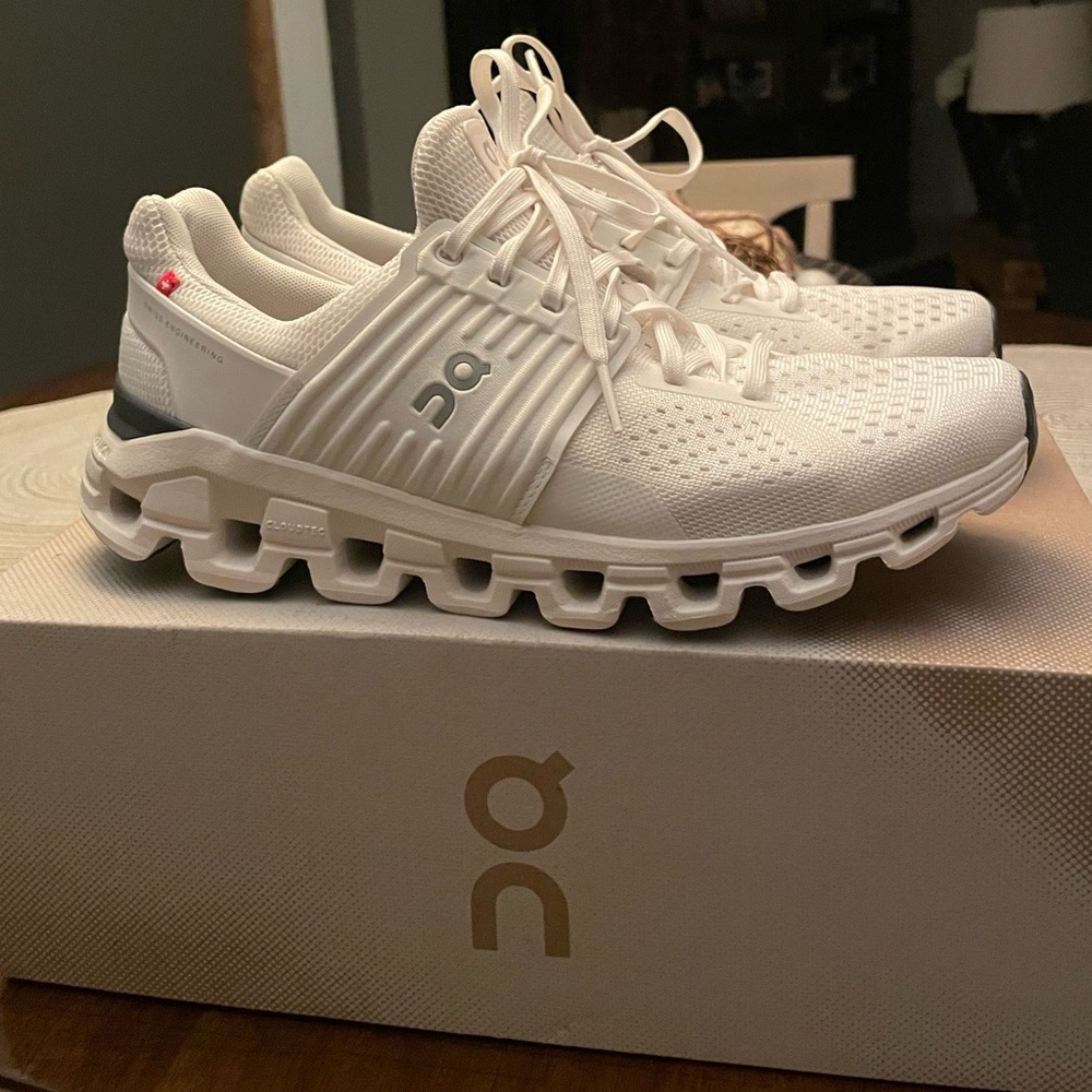 Women’s On Running Cloudswift